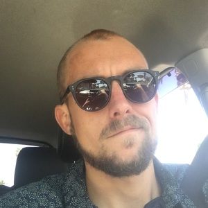 Meet your Posher, Andrew